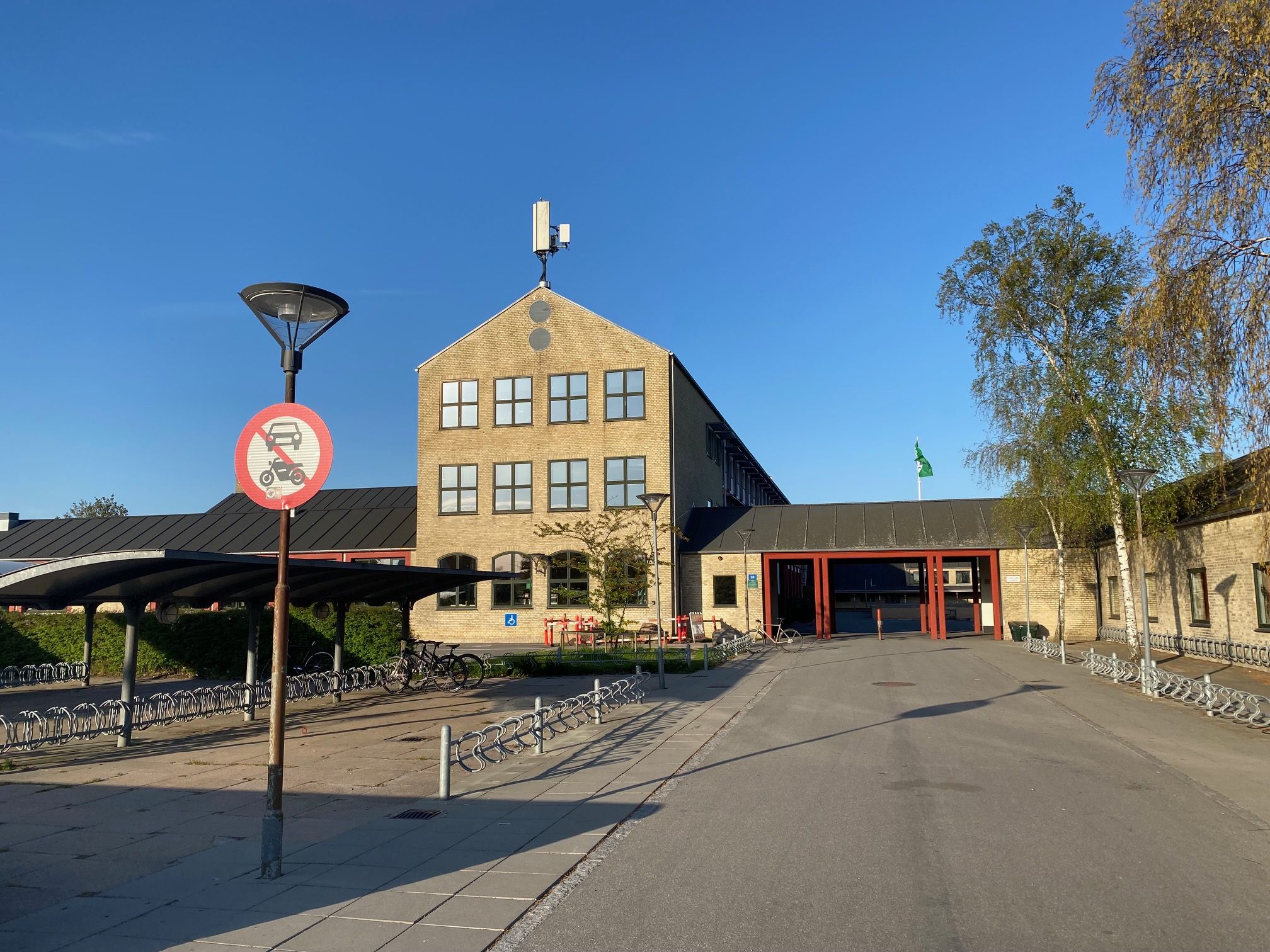 Risbjergskolen og Hvidovres øvrige seks skoler har Store Bededag som normal hverdag ligesom resten af landet.